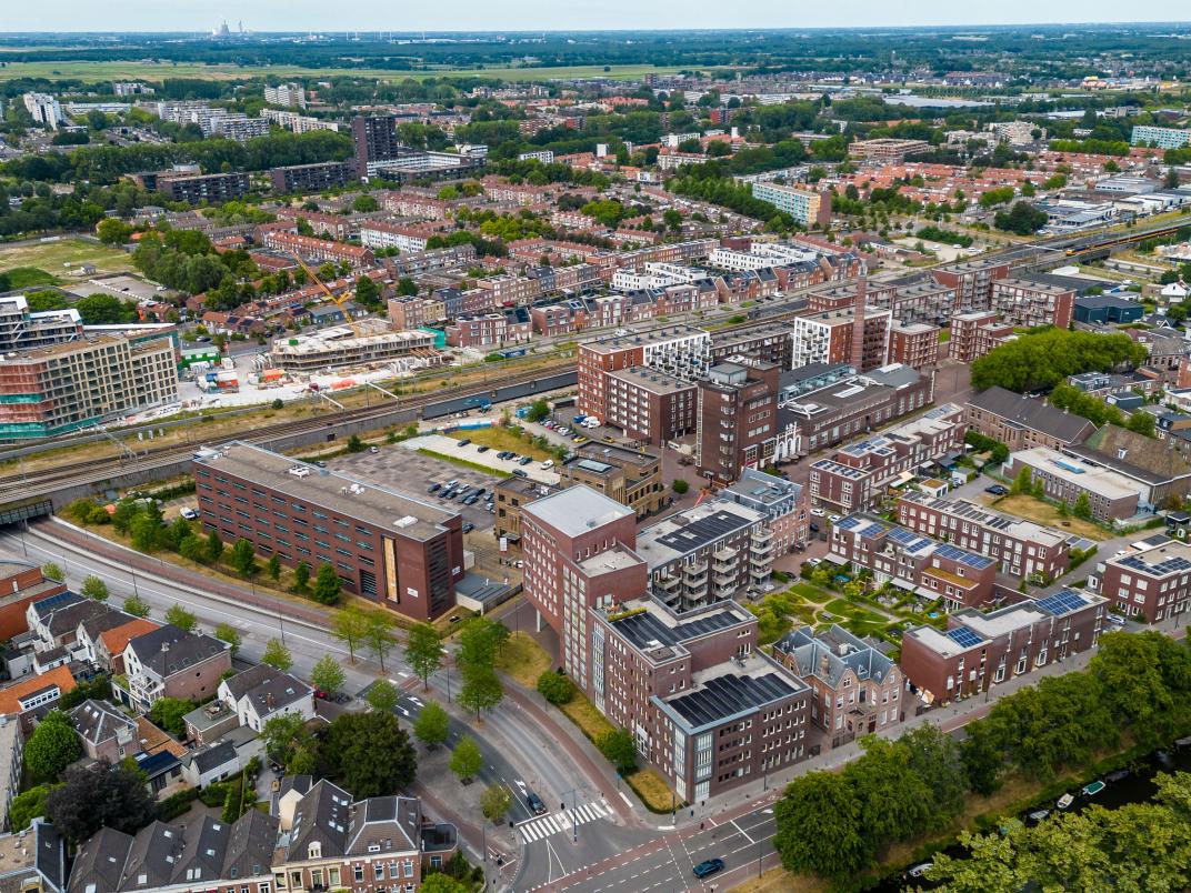 Luchtfoto van het stationsgebied 